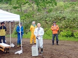 開会セレモニーの様子（むかわ町長挨拶）