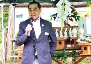 挨拶をする堀増毛町長