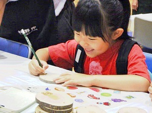 木のコースターづくり