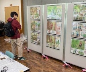 生徒がじっくりと林業の流れを
