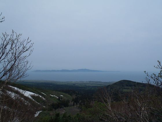 遠くに見ユルは礼文島