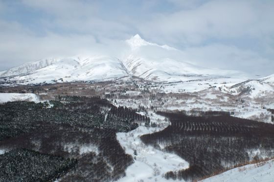 利尻山から続く山裾