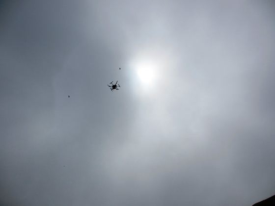 弐号機上空へ上がった様子