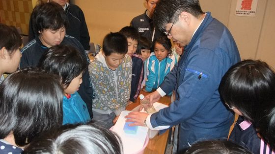 森林の土壌保水力の実験