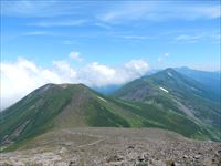 美瑛富士とオプタテシケ山、トムラウシ山