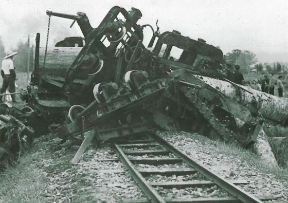 脱線事故 尊い人命を失うことも