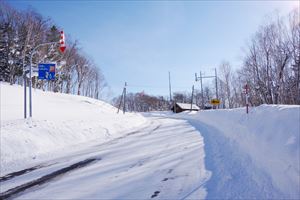江丹別峠頂上は幌加内町と旭川市の境界となっています。