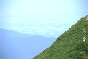 1967峰山頂から臨む十勝平野 