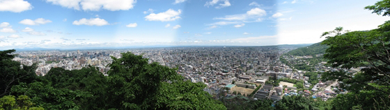 円山山頂より望む札幌市街地