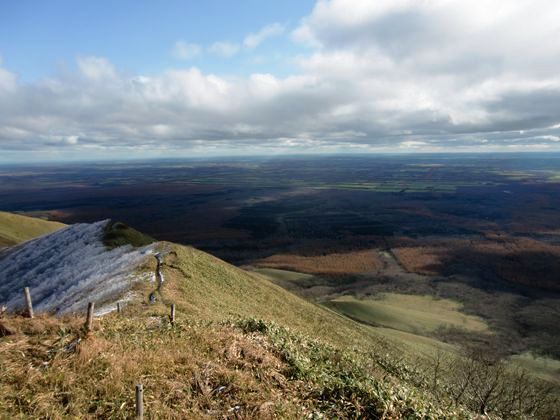 山頂から虹別平野方面の景色