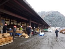 視察の様子