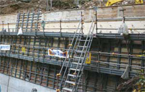 国産材型枠用合板の設置状況