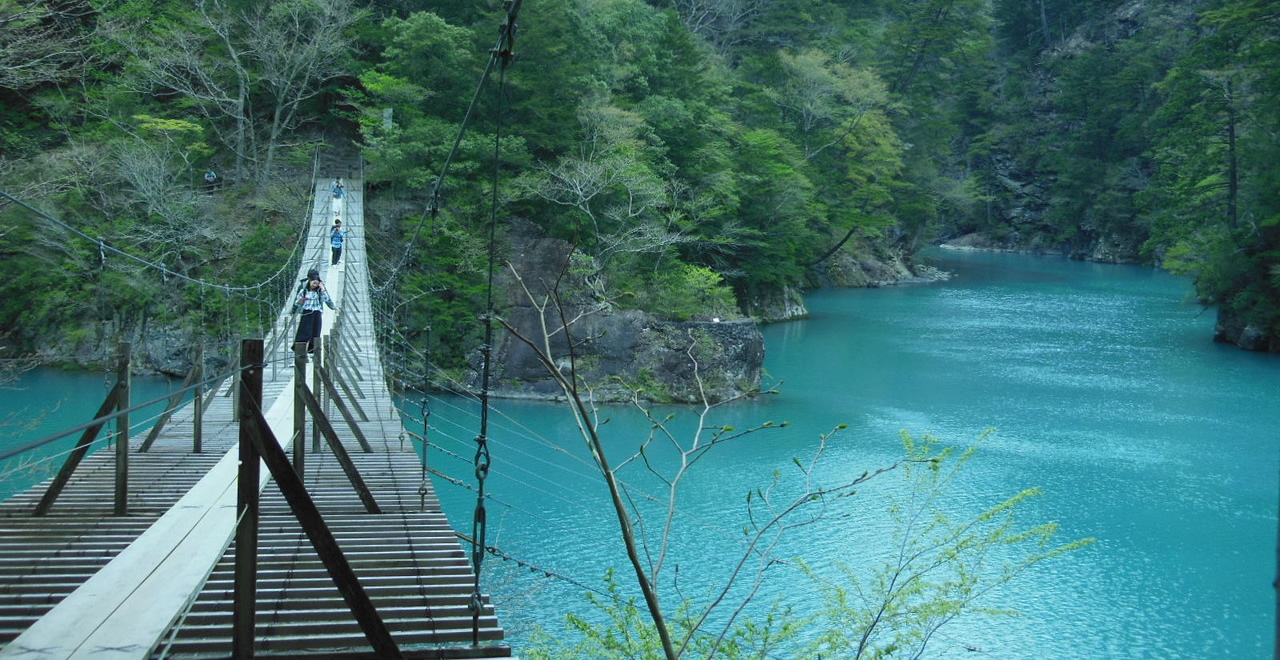 飛竜橋・夢の吊り橋付近