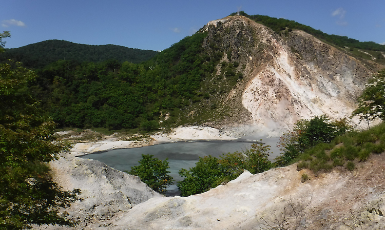 大湯沼