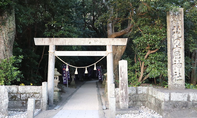 花の窟神社