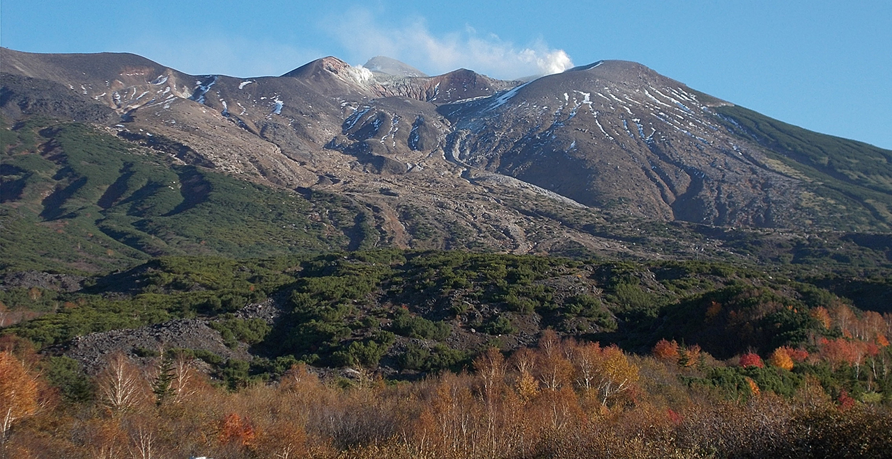 秋の十勝岳