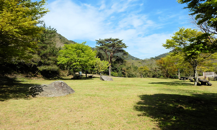 子供たちを待つキャンプ場