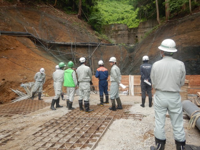消防・警察と連携した治山施設パトロール