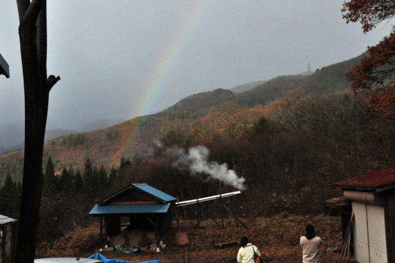 【写真】窯に虹