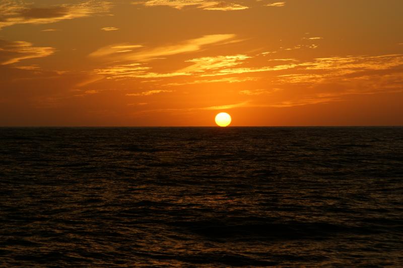 三日月山夕日