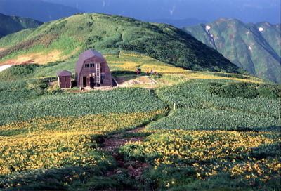 飯豊山朳差岳避難小屋