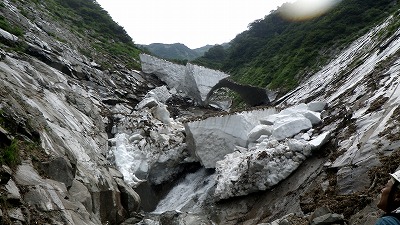 1308と思っていたら…スノーブリッジが…