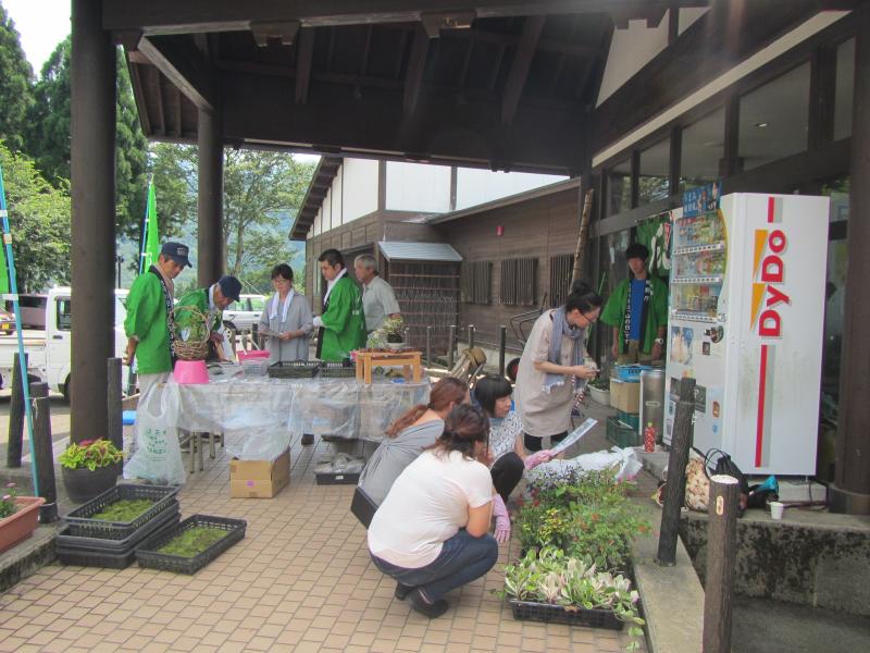 福井森林管理署出展ブースの様子