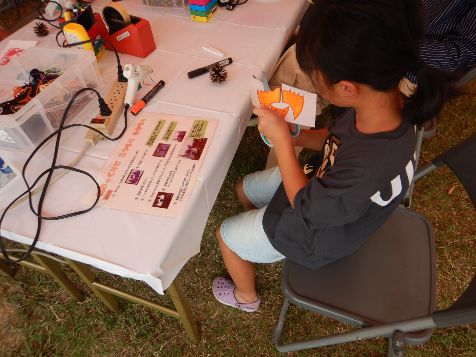 オーナメント作りのようす2