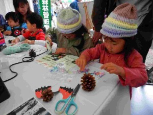 自分だけの作品作りを楽しんでいました