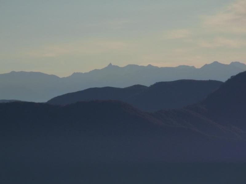 北アルプスの山々2（赤摩木古山から撮影）