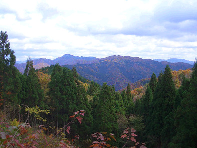 茗荷谷山