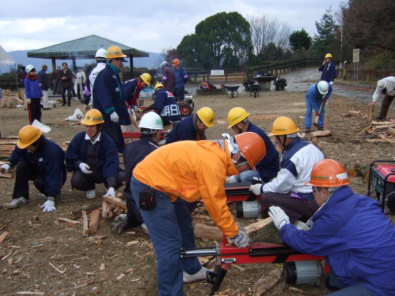 薪割り機