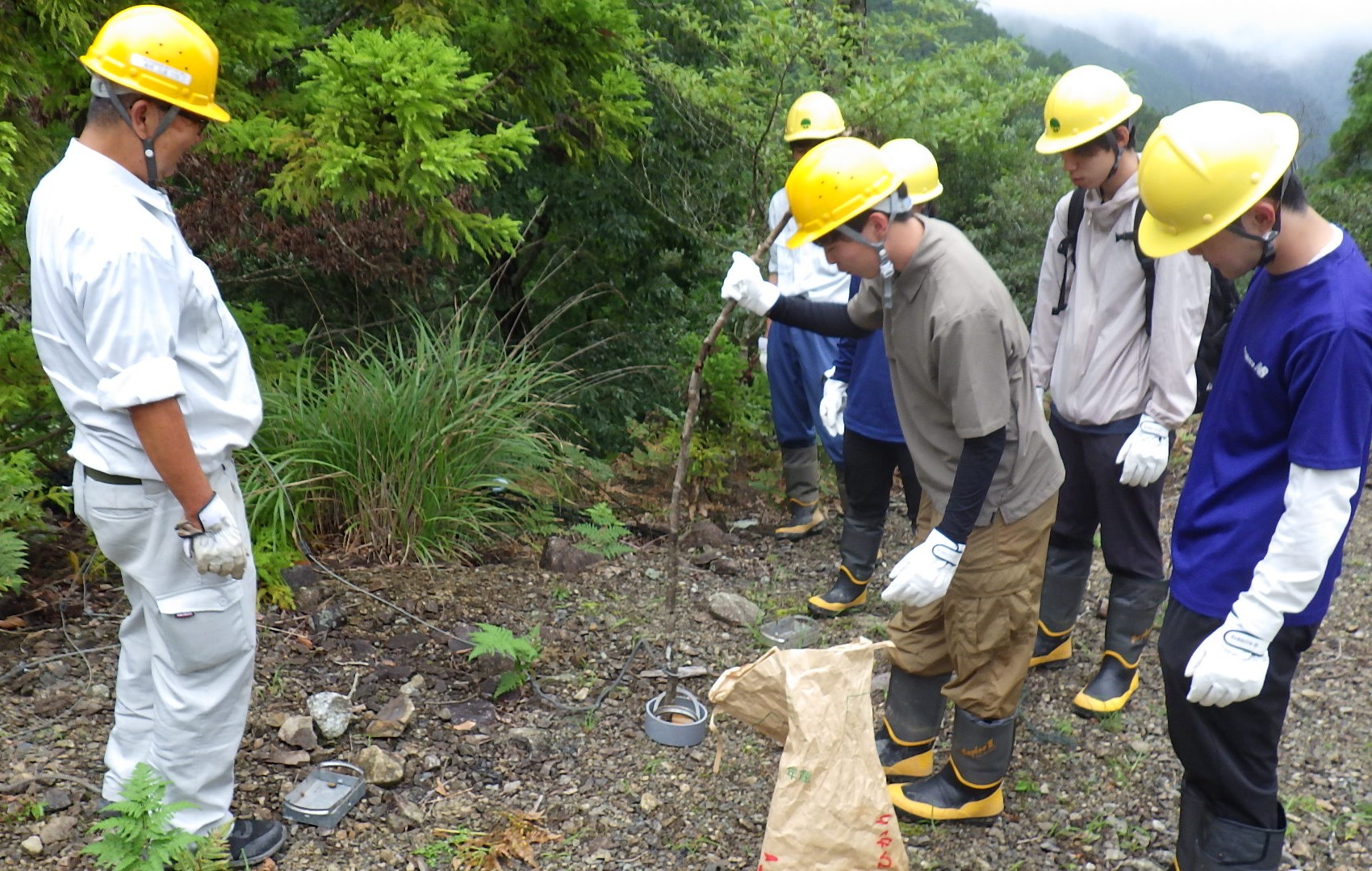 獣害対策（くくり罠・小林式）の設置体験