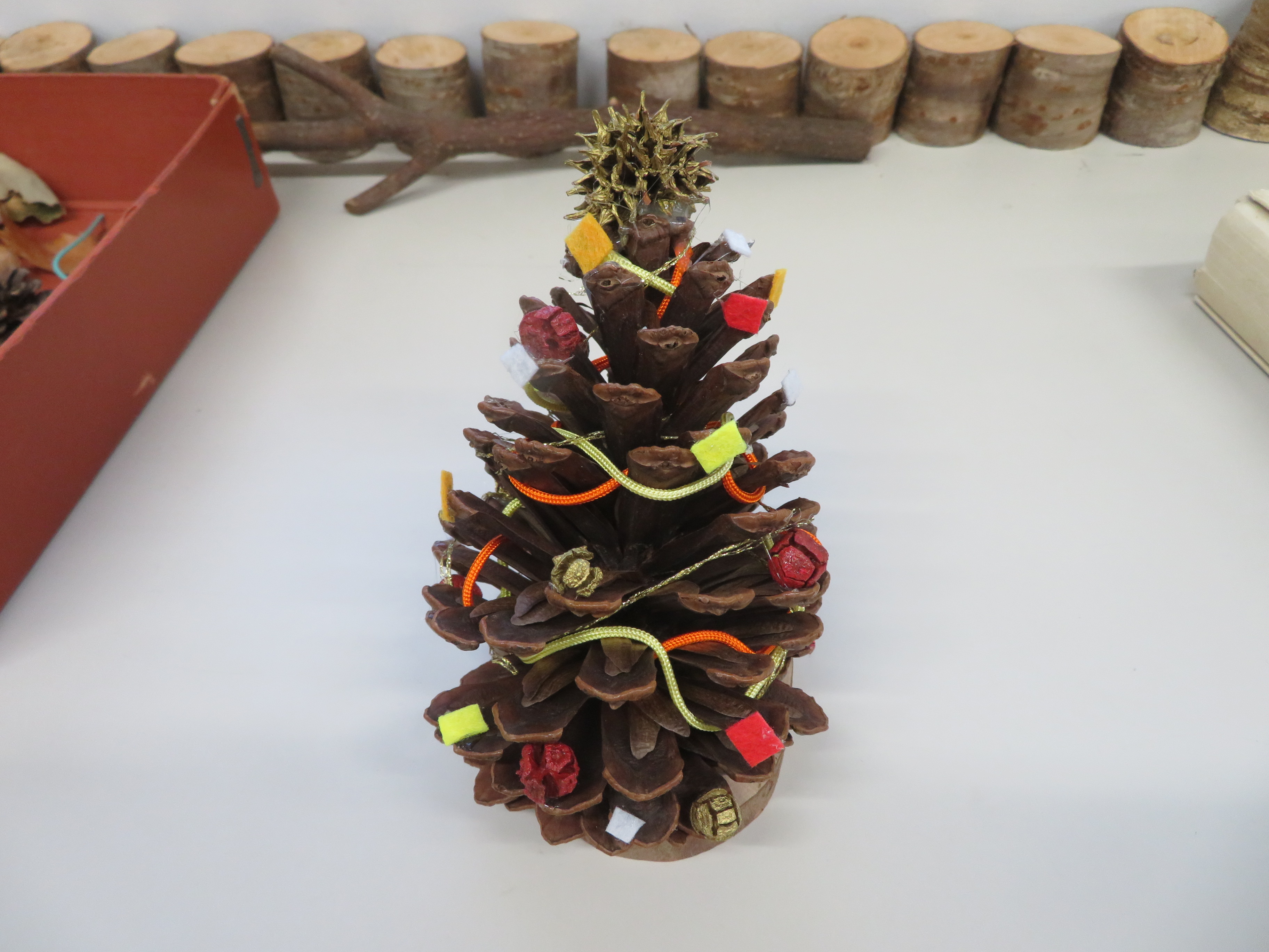 松ぼっくりツリーの完成品