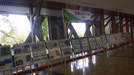 貝塚市パネル展示全体の様子