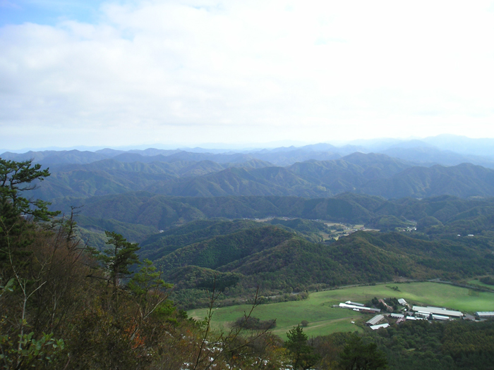 女三瓶山より東の原、中国山地遠望　【三瓶山】