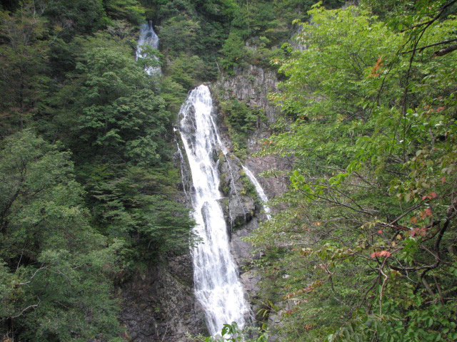 千丈滝①　【三滝峡】