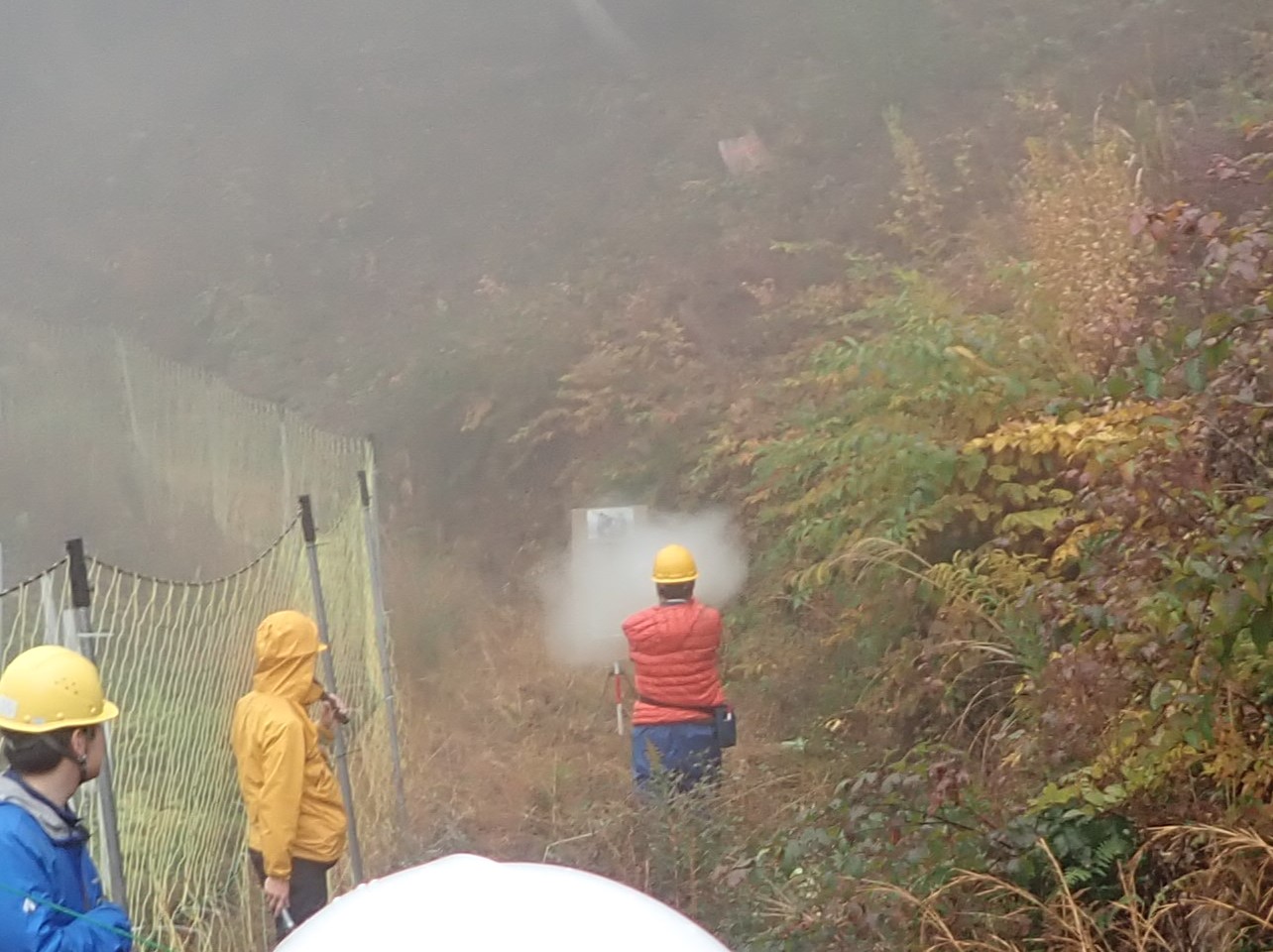 クマ避けスプレーのデモ