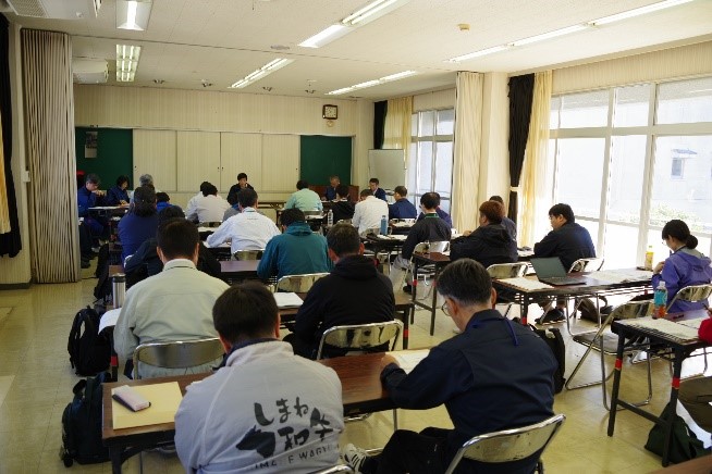 島根県から林業被害対策の説明