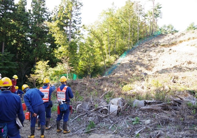 ドローン飛行による防護柵点検