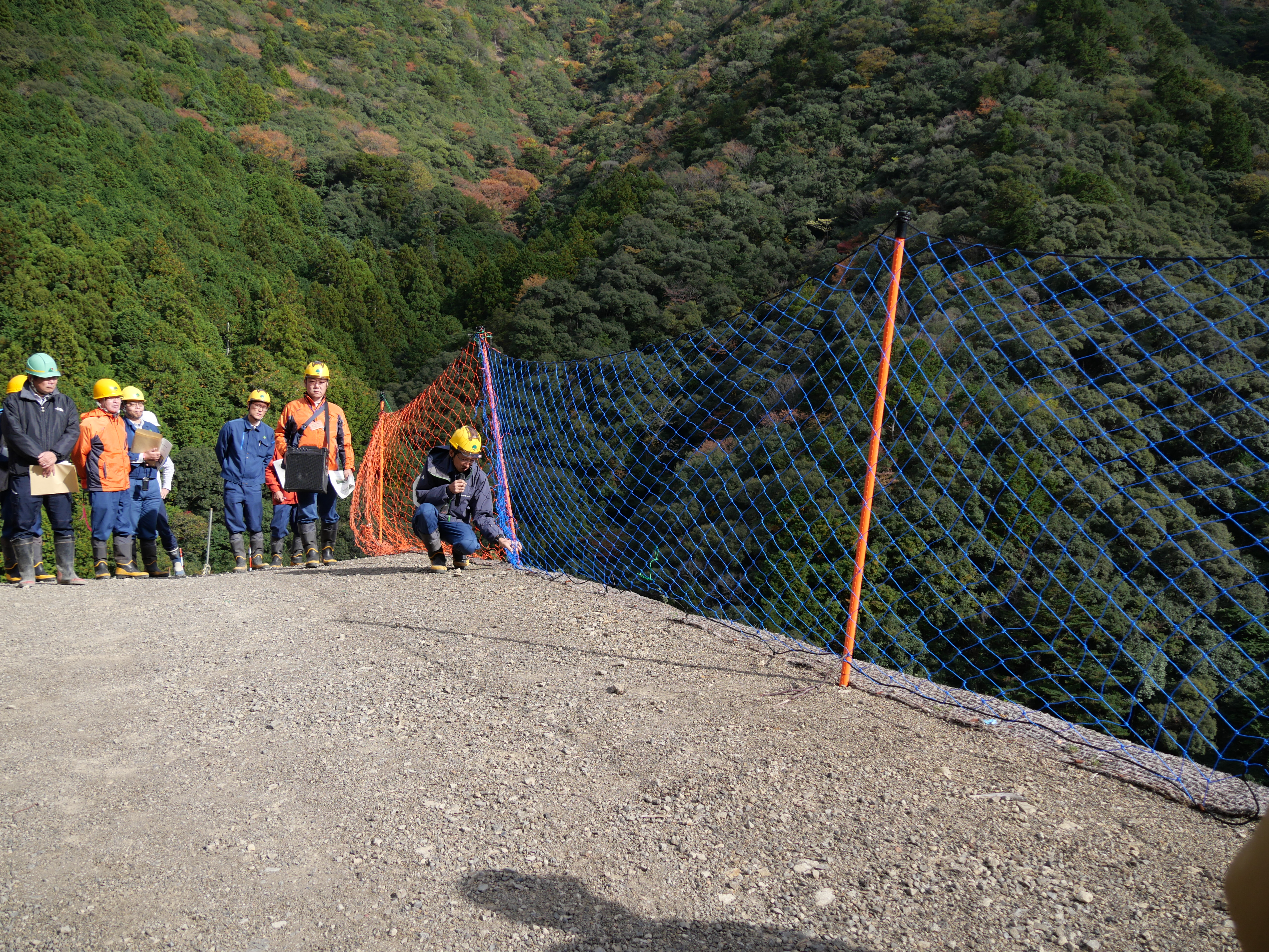 もぐり込み検知説明