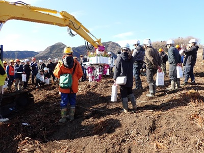 植付実演の様子(近景)