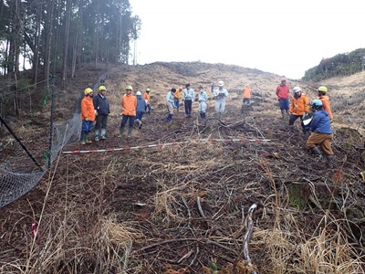 現地での刈残し幅等の確認