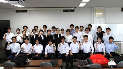 研修参加者全員での集合写真