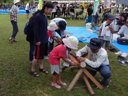 竜門ダムで「山の日」をＰＲ（平成30年7月23日）