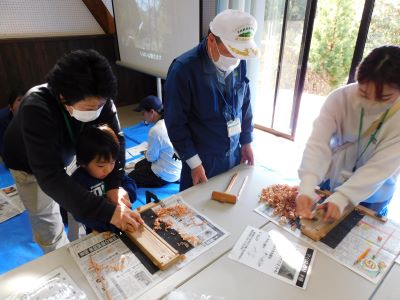 親子で和気あいあいと