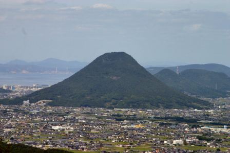 飯野山風景林