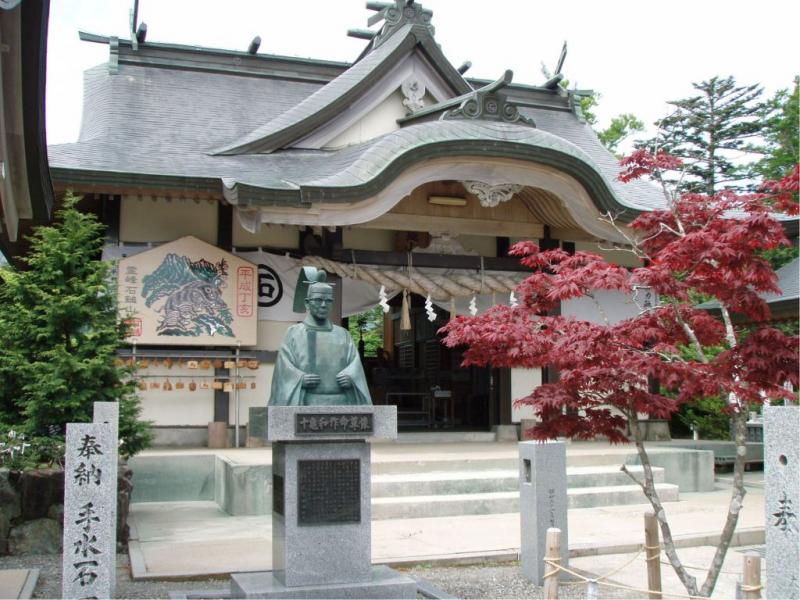 石鎚：神社