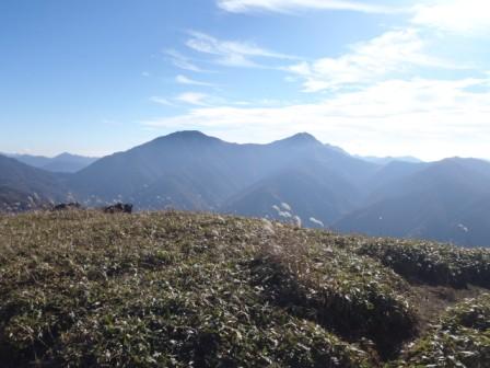 塔の丸：剣山