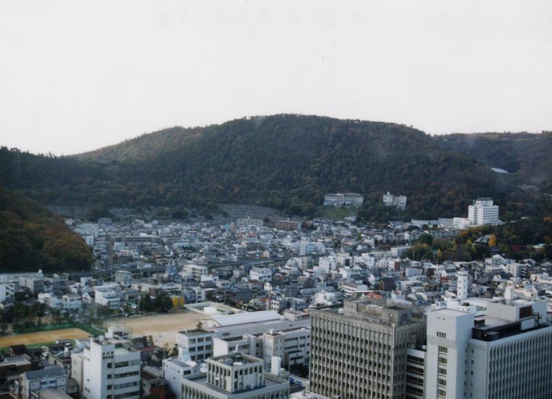 14. 石清尾ふれあいの森（石清尾ふれあいの森フォーラム）